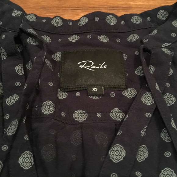 • Anthropologie Rails XS - Picture 3 of 3